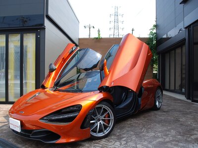 MCLAREN 720S - 2