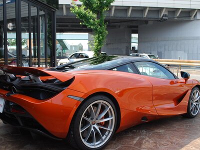 MCLAREN 720S - 10