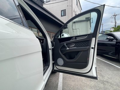صورة مصغرة 35 لـ 2019 Bentley BENTAYGA