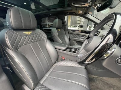 صورة مصغرة 36 لـ 2019 Bentley BENTAYGA
