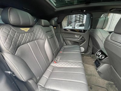 صورة مصغرة 42 لـ 2019 Bentley BENTAYGA
