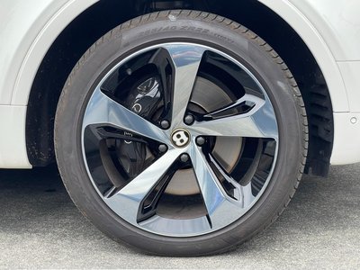 صورة مصغرة 11 لـ 2019 Bentley BENTAYGA