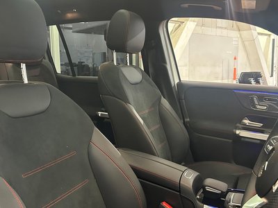 2023 Mercedes-BENZ GLB — миниатюра 25