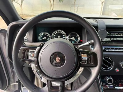 ROLLS-ROYCE CULLINAN - 6