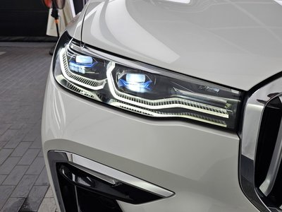 2021 BMW X7 照片 9