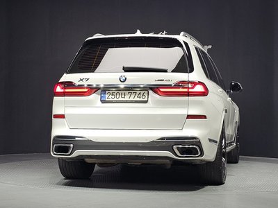 2021 BMW X7 照片 4