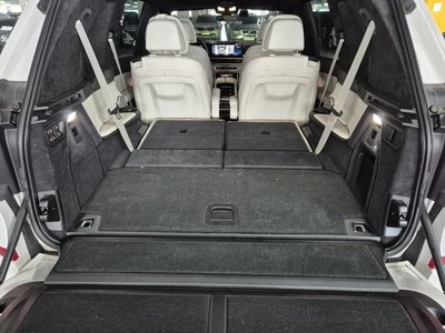 2023 BMW X7 缩略图 11