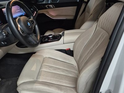 2023 BMW X7 photo 4