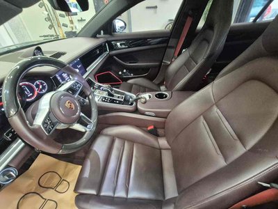 صورة 7 لـ 2019 Porsche PANAMERA