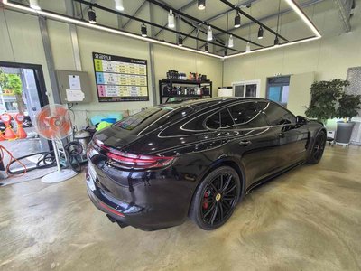 صورة 6 لـ 2019 Porsche PANAMERA