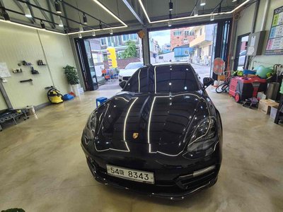 صورة 1 لـ 2019 Porsche PANAMERA
