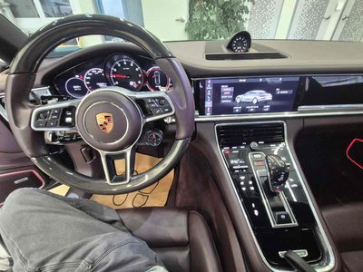 صورة 9 لـ 2019 Porsche PANAMERA