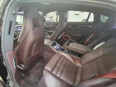 صورة 5 لـ 2019 Porsche PANAMERA