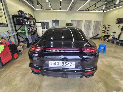 صورة 3 لـ 2019 Porsche PANAMERA