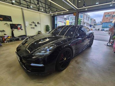 صورة 4 لـ 2019 Porsche PANAMERA