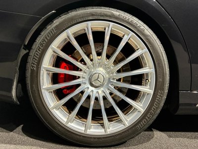 صورة 6 لـ 2015 Mercedes-BENZ S-CLASS AMG