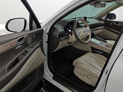 GENESIS GV80 - 10
