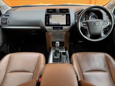 TOYOTA LAND CRUISER PRADO - 2