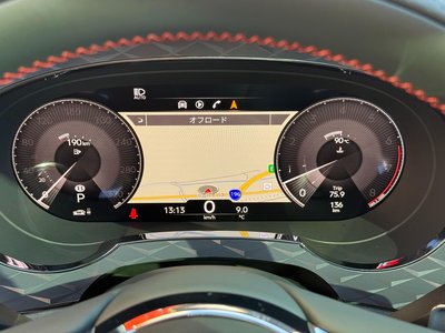 BENTLEY BENTAYGA - 6