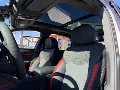 BENTLEY BENTAYGA - 9