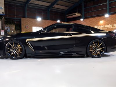 BMW 8 SERIES - 5