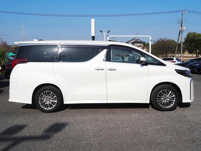 TOYOTA ALPHARD - 9