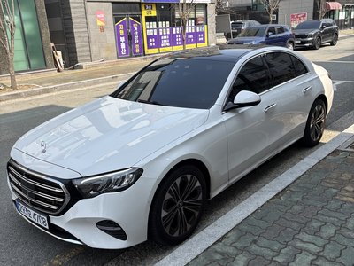 MERCEDES-BENZ E-CLASS - 4