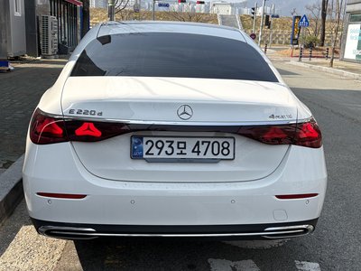 MERCEDES-BENZ E-CLASS - 2