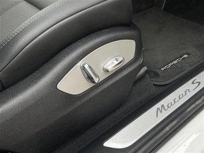 2022 Porsche MACAN — миниатюра 25