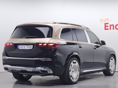 MERCEDES-BENZ GLS - 4