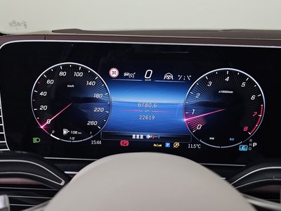 MERCEDES-BENZ GLS - 8