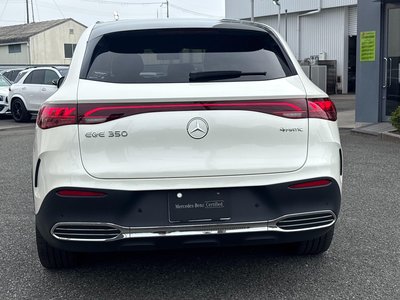 MERCEDES-BENZ EQE - 8