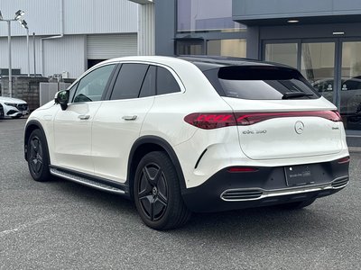 MERCEDES-BENZ EQE - 9