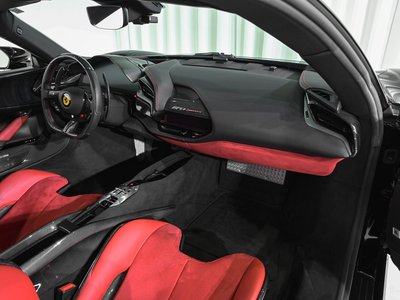 صورة مصغرة 20 لـ 2021 Ferrari SF90 STRADALE