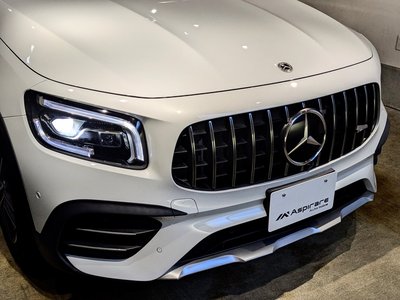 MERCEDES-BENZ GLB AMG - 5