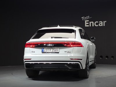 2023 AUDI Q8 — фото 3