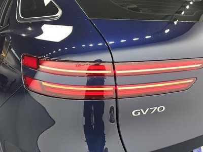 2022 Genesis GV70 — фото 10