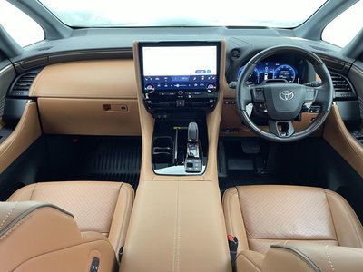 2024 Toyota VELLFIRE photo 3