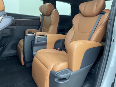صورة مصغرة 28 لـ 2024 Toyota VELLFIRE