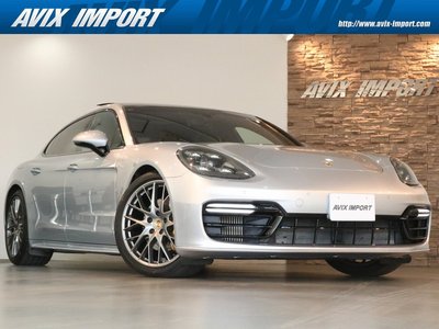 PORSCHE PANAMERA - 1