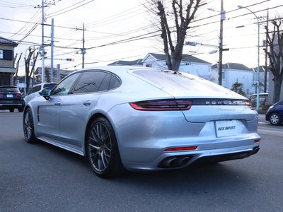 PORSCHE PANAMERA - 2