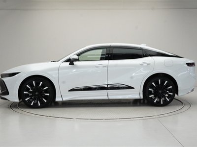 TOYOTA CROWN CROSSOVER - 7