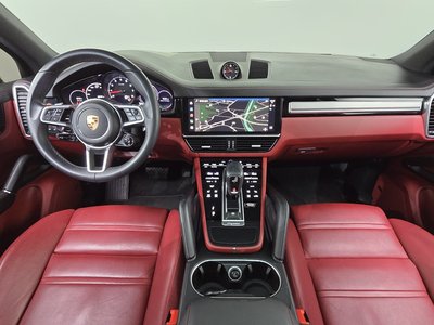 2023 Porsche CAYENNE photo 5