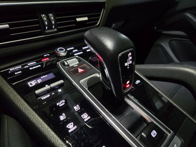 PORSCHE CAYENNE - 5