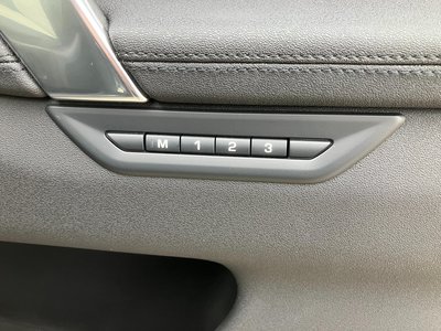 2025 LAND Rover DISCOVERY SPORT — миниатюра 28