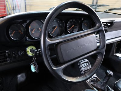 صورة مصغرة 21 لـ 1990 Porsche 911