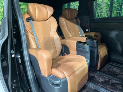 TOYOTA VELLFIRE - 9