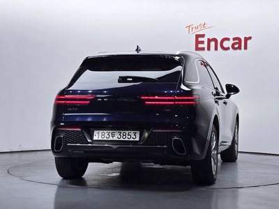 صورة 3 لـ 2024 Genesis GV70