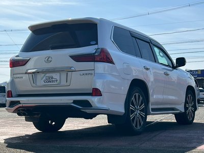 LEXUS LX - 3