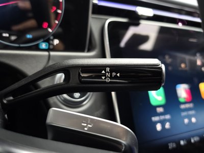 MERCEDES-BENZ E-CLASS - 9